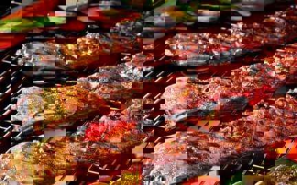 Các loại than nướng thường được dùng trong nhà hàng, quán ăn, quán nướng