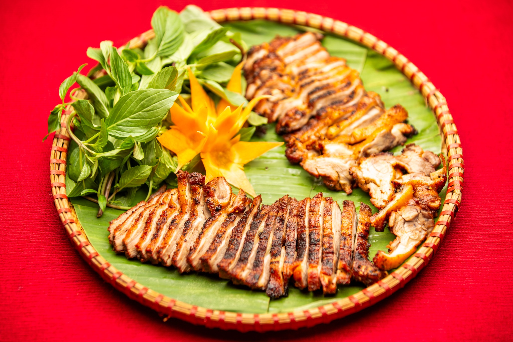 Món ngon nhà hàng chị dậu ven sông