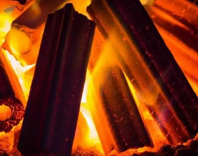 Than BBQ loại nào cháy lâu, ít khói, an toàn cho sức khỏe?